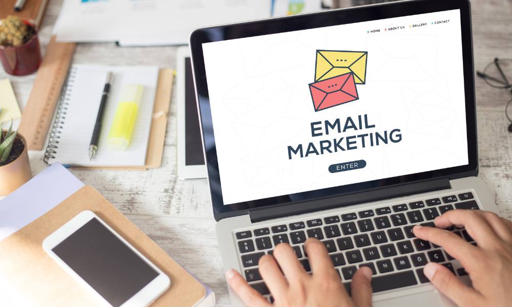 5 Must-Have Features in Email Marketing Tools for Contractors