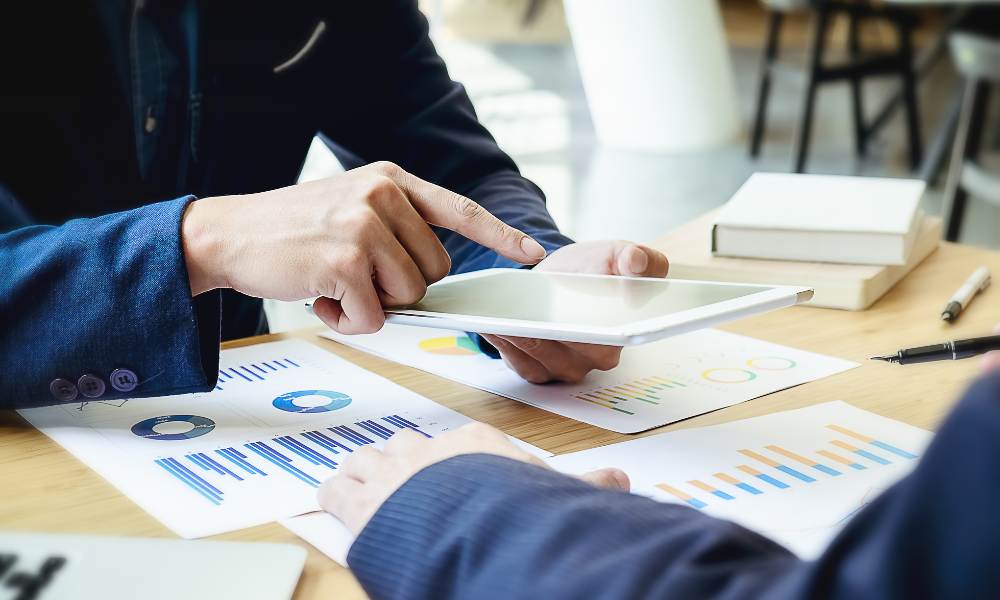 How to Allocate Your SEM Budget for Maximum ROI